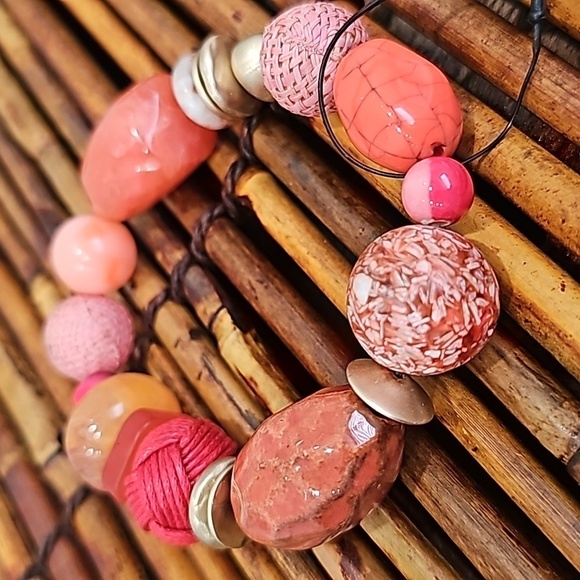 Chico's Jewelry - Chico's Coral & Burnt Orange‎ Beads + Baubles Stretch Bracelet